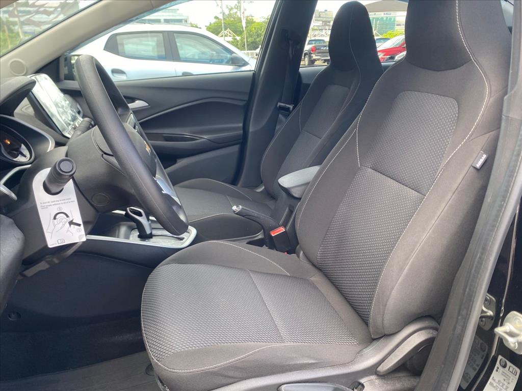 ONIX PLUS 1.0 TURBO FLEX LT AUTOMÁTICO9