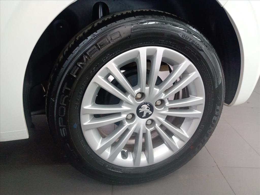 Peugeot-208-1.6 INCONCERT 16V FLEX 4P AUTOMÁTICO
