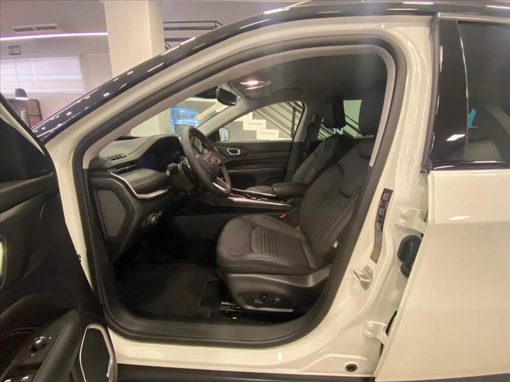 COMMANDER 1.3 T270 TURBO FLEX LONGITUDE AT613