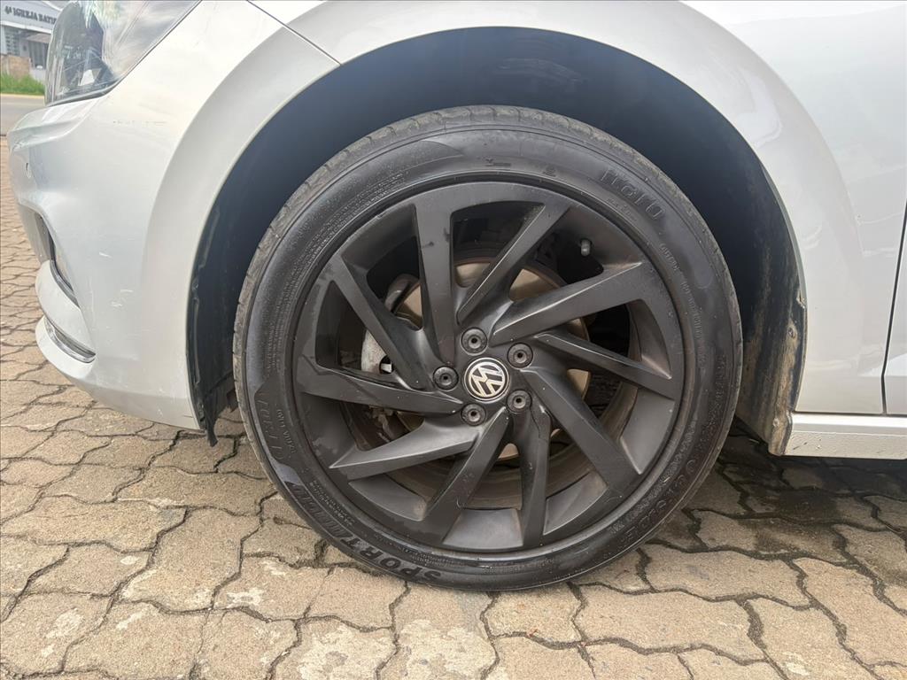 VIRTUS 1.0 200 TSI HIGHLINE AUTOMÁTICO6