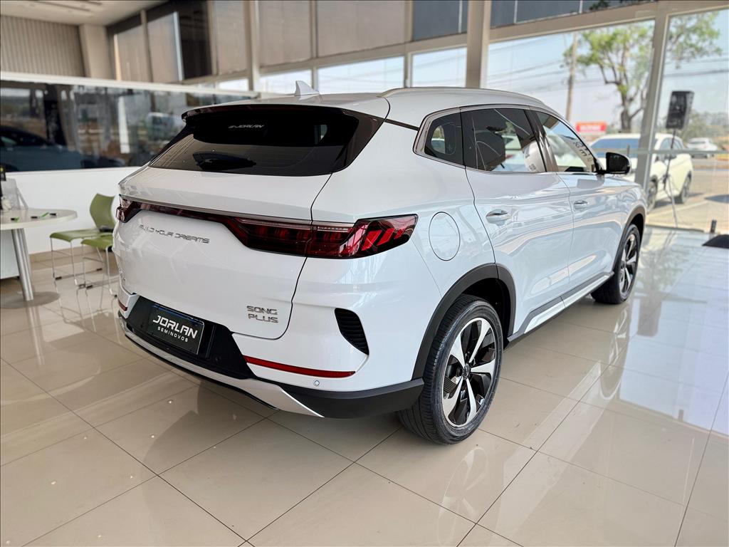 SONG PLUS 1.5 DM-I HÍBRIDO AUTOMÁTICO6