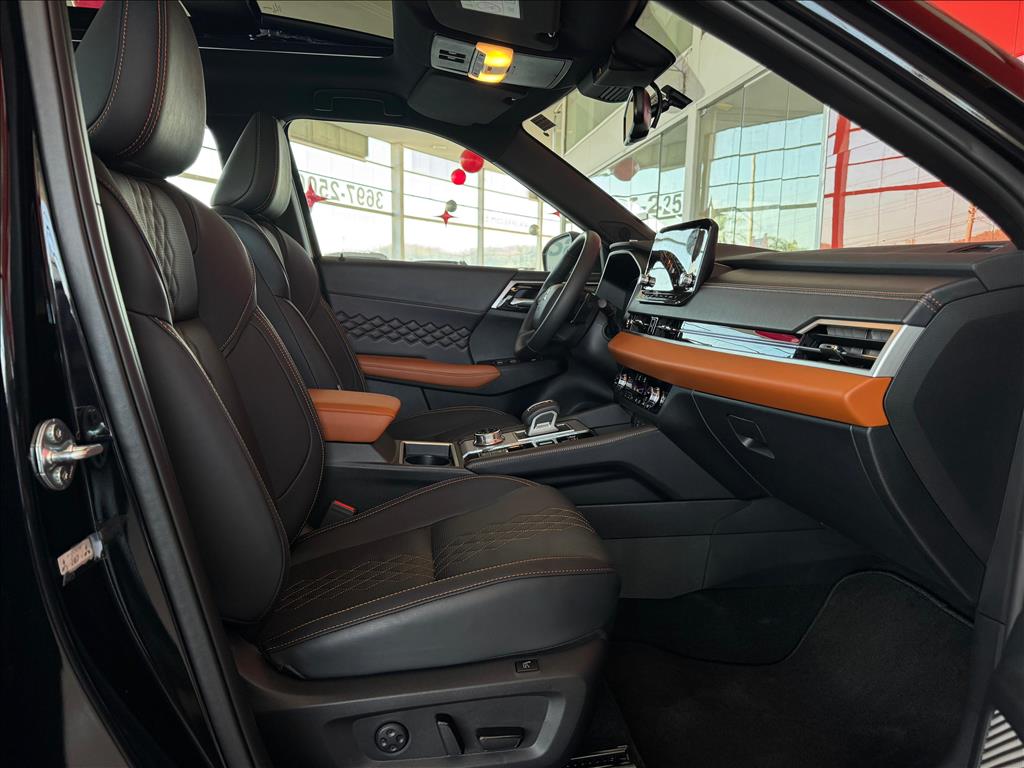 Mitsubishi-OUTLANDER-2.4 PHEV SIGNATURE S-AWC DHT