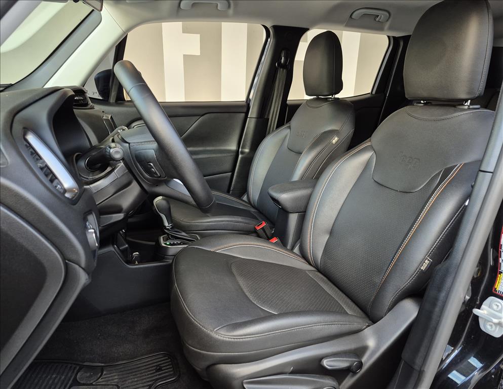 RENEGADE 1.3 T270 TURBO FLEX AT617