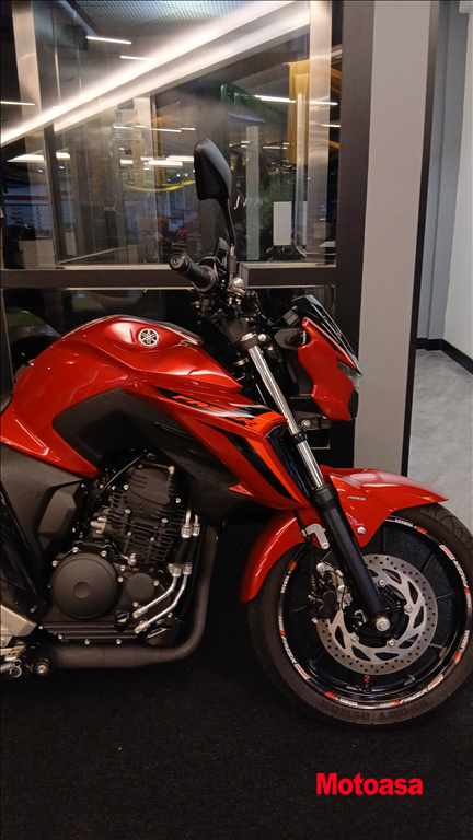 FAZER FZ25 CONNECTED ABS1