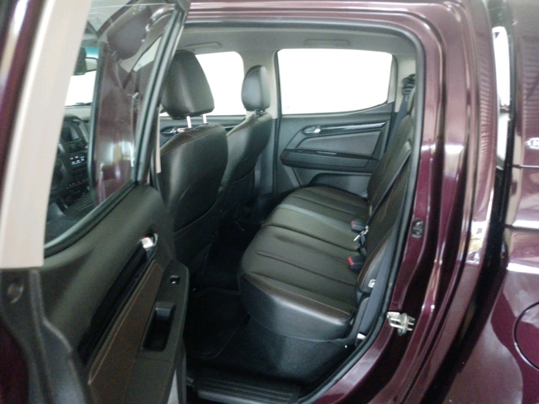 GM - Chevrolet-S10-2.8 16V TURBO DIESEL HIGH COUNTRY CD 4X4 AUTOMÁTICO