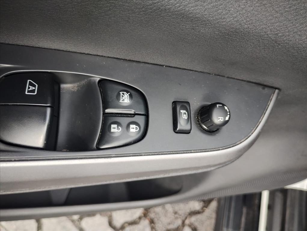 FRONTIER 2.3 16V TURBO DIESEL ATTACK CD 4X4 AUTOMÁTICO10