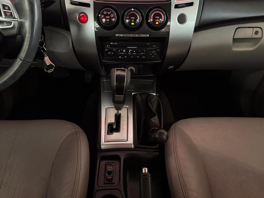 Mitsubishi-PAJERO DAKAR-3.2 4X4 16V TURBO INTERCOOLER DIESEL 4P AUTOMÁTICO