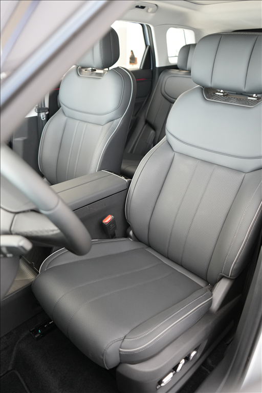 7 1.5 TGDI PHEV PRESTIGE DHT19