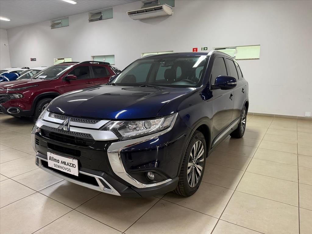 OUTLANDER 2.0 MIVEC GASOLINA HPE AUTOMÁTICO2