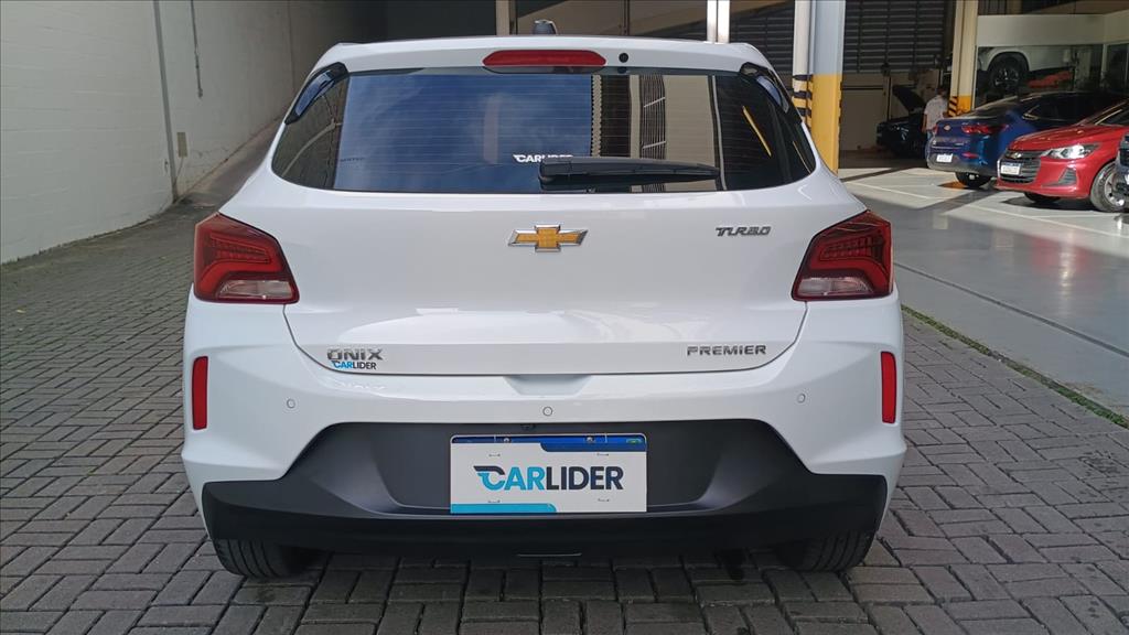 ONIX 1.0 TURBO FLEX PREMIER AUTOMÁTICO4