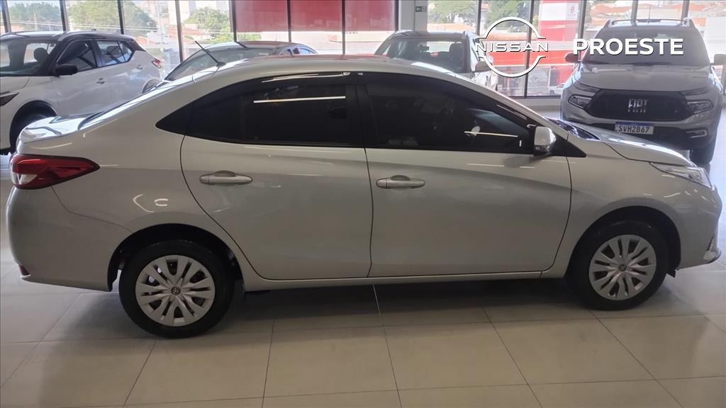 YARIS 1.3 16V FLEX XL LIVE MULTIDRIVE6