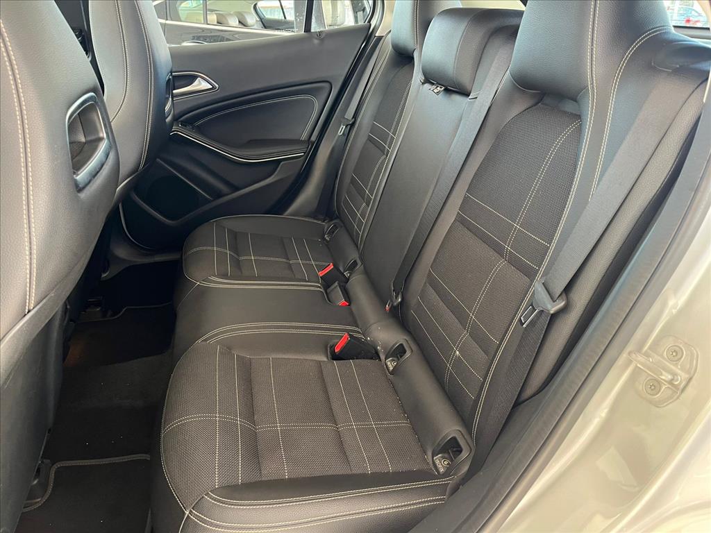 GLA 200 1.6 CGI ENDURO 16V TURBO FLEX 4P AUTOMÁTICO19