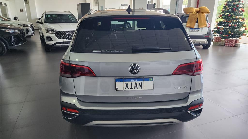 TAOS 1.4 250 TSI TOTAL FLEX HIGHLINE AUTOMÁTICO3