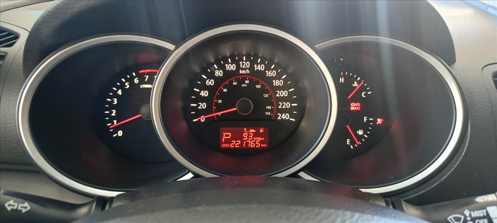 SORENTO 2.4 EX2 4X2 16V GASOLINA 4P AUTOMÁTICO7