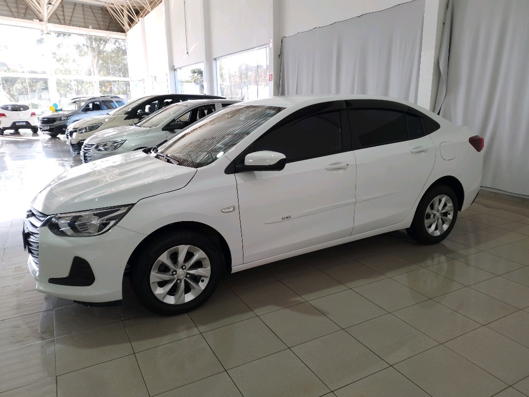 GM - Chevrolet-ONIX PLUS-1.0 TURBO FLEX LT MANUAL