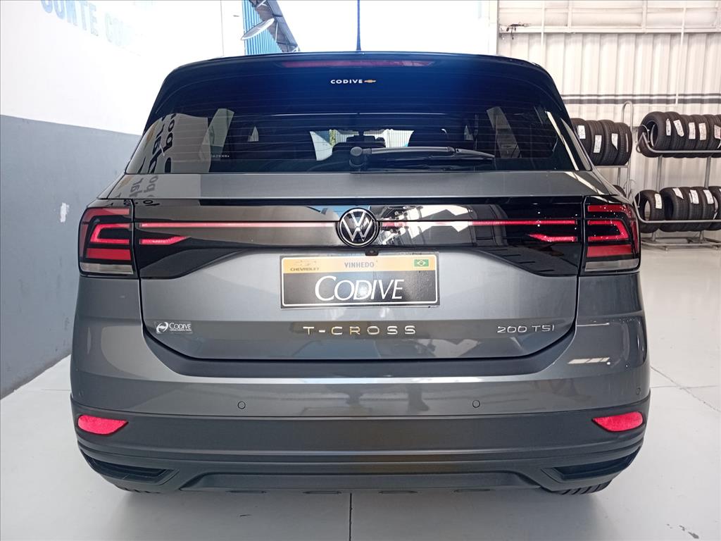 T-CROSS 1.0 200 TSI TOTAL FLEX AUTOMÁTICO5