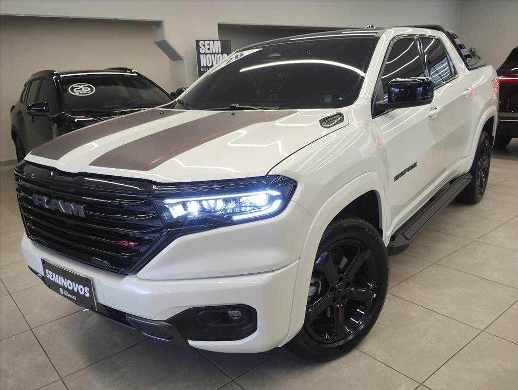 RAMPAGE 2.0 HURRICANE 4 TURBO FLEX LARAMIE 4X4 AUTOMÁTICO4