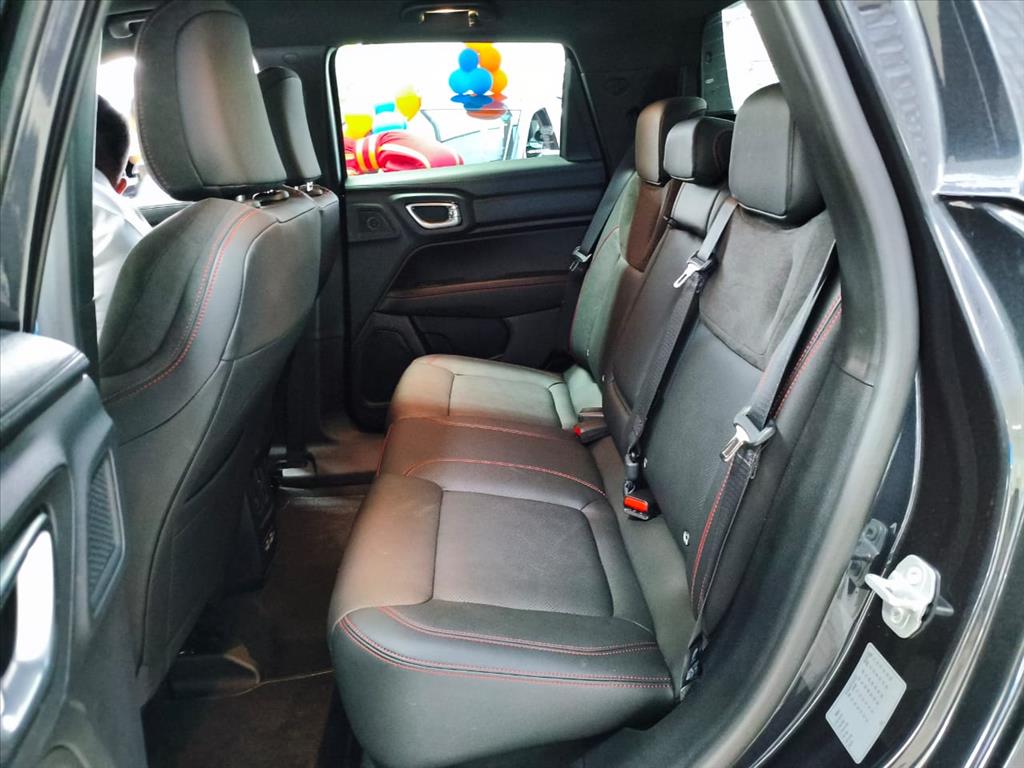 RAMPAGE 2.0 HURRICANE 4 TURBO GASOLINA R/T 4X4 AUTOMÁTICO9