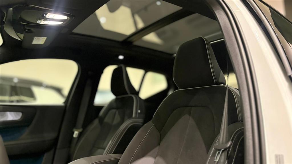 EX40 P8 RECHARGE TWIN ELECTRIC ULTRA AWD5