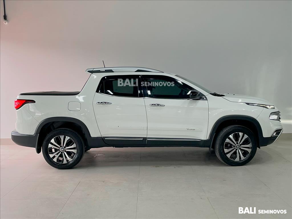 TORO 2.0 16V TURBO DIESEL VOLCANO 4WD AT93