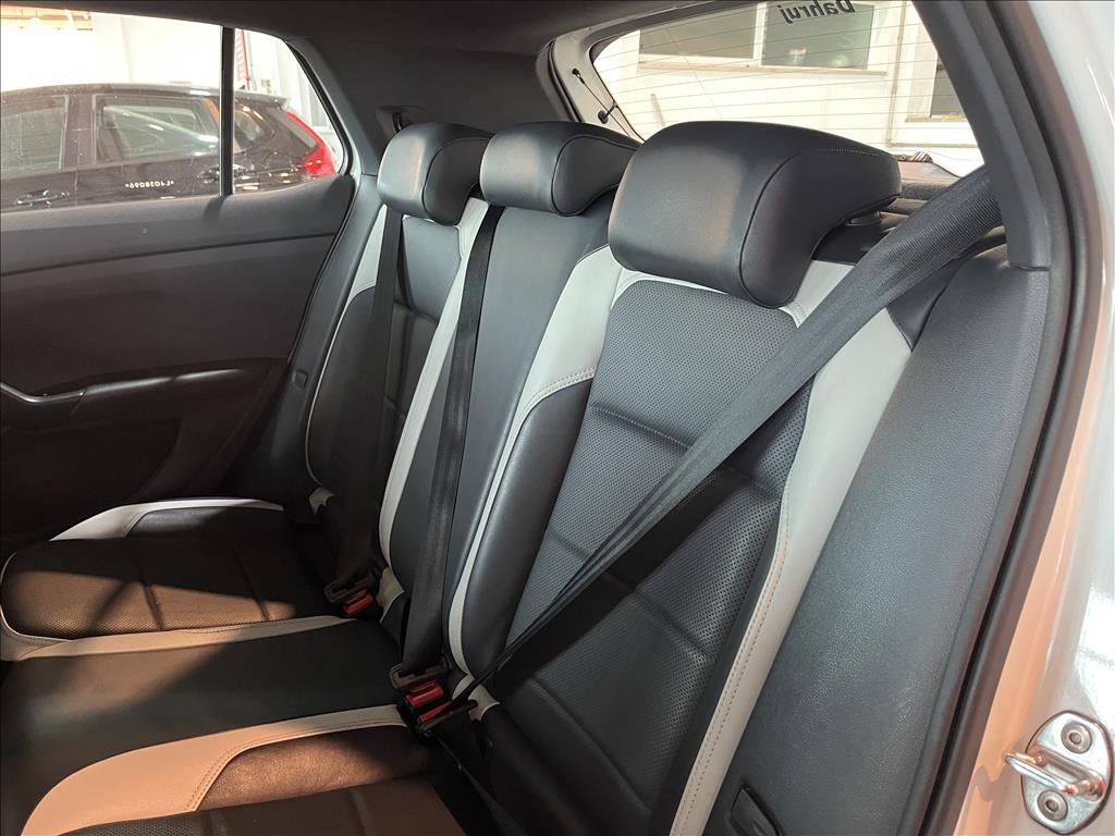 T-CROSS 1.4 250 TSI TOTAL FLEX HIGHLINE AUTOMÁTICO12