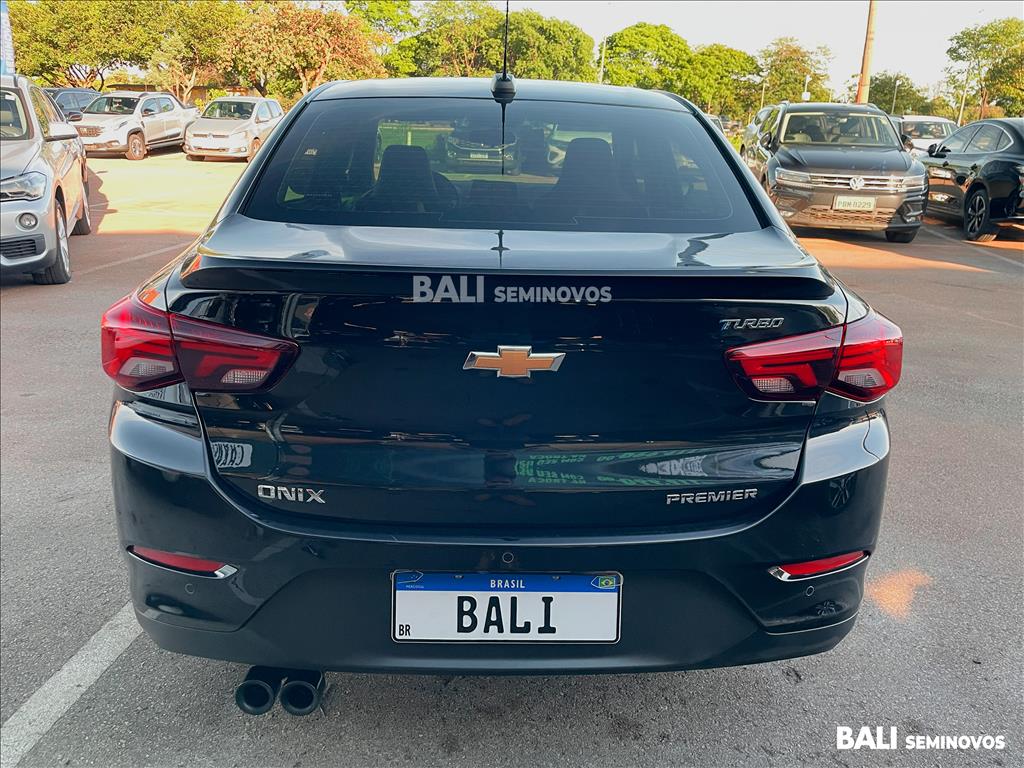 ONIX PLUS 1.0 TURBO FLEX PREMIER AUTOMÁTICO5