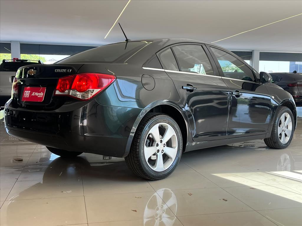 CRUZE 1.8 LT 16V FLEX 4P MANUAL3