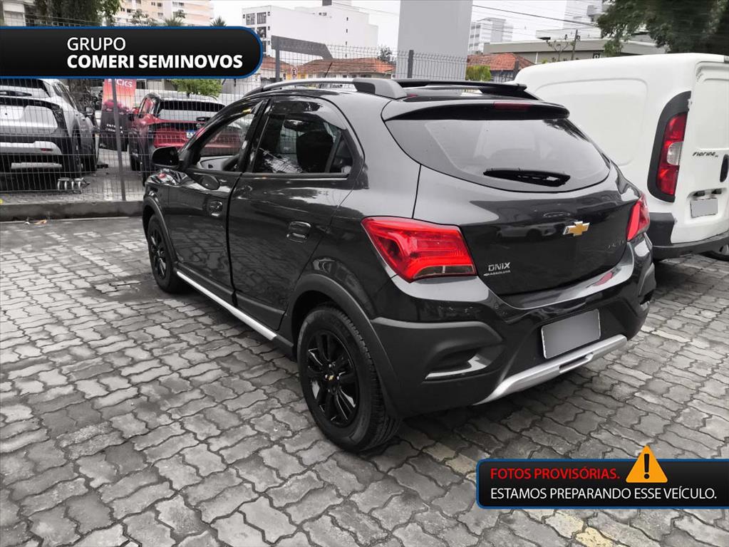 ONIX 1.4 MPFI ACTIV 8V FLEX 4P AUTOMÁTICO3