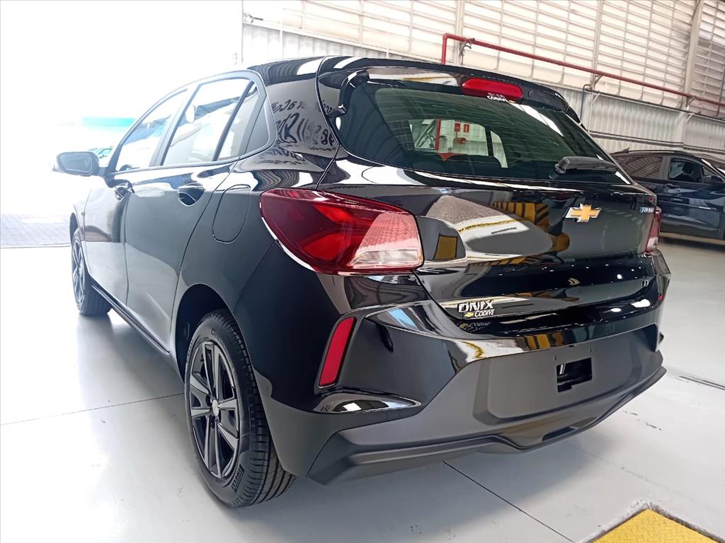 ONIX 1.0 TURBO FLEX LT AUTOMÁTICO3