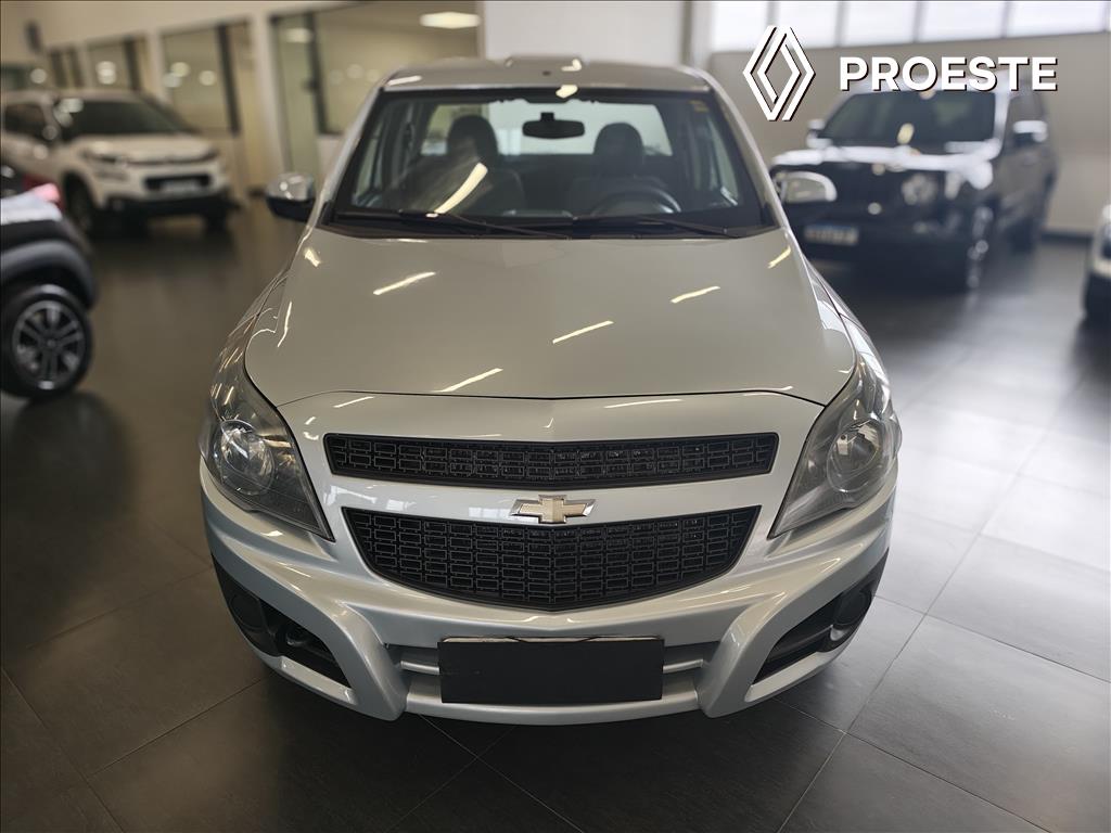 MONTANA 1.4 MPFI LS CS 8V FLEX 2P MANUAL
