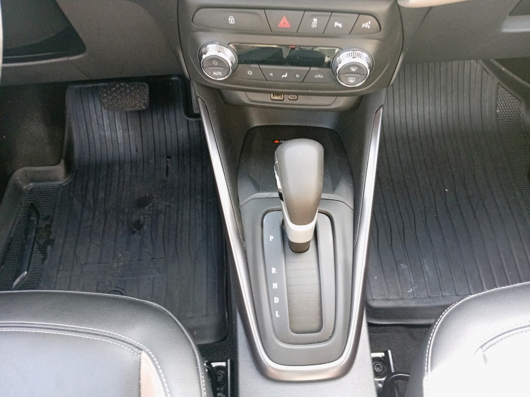 TRACKER 1.2 TURBO FLEX PREMIER AUTOMÁTICO11