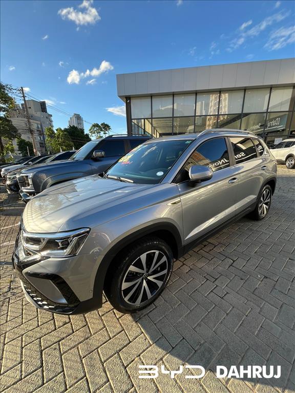 TAOS 1.4 250 TSI TOTAL FLEX HIGHLINE AUTOMÁTICO
