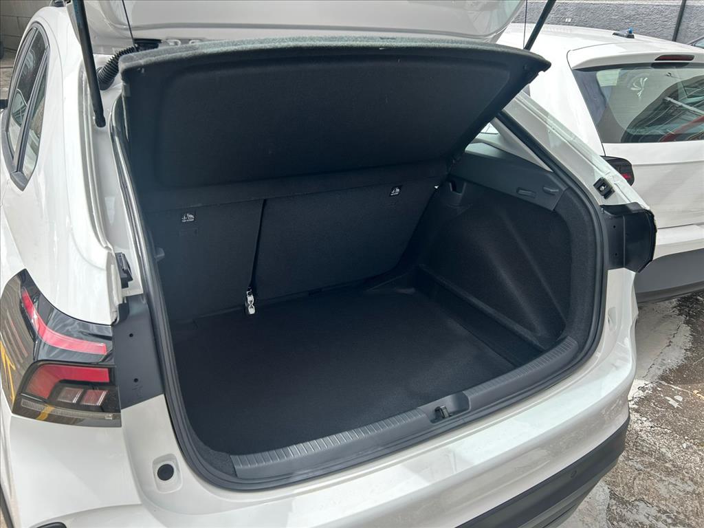 NIVUS 1.0 200 TSI TOTAL FLEX SENSE AUTOMÁTICO4