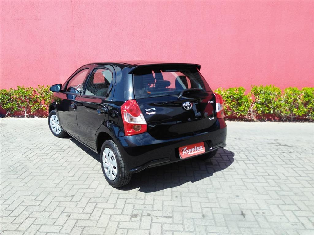 ETIOS 1.5 XS 16V FLEX 4P MANUAL