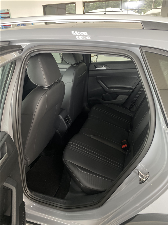 NIVUS 1.0 200 TSI TOTAL FLEX HIGHLINE AUTOMÁTICO6
