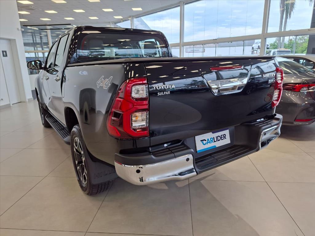 HILUX 2.8 D-4D TURBO DIESEL CD SRX 4X4 AUTOMÁTICO2
