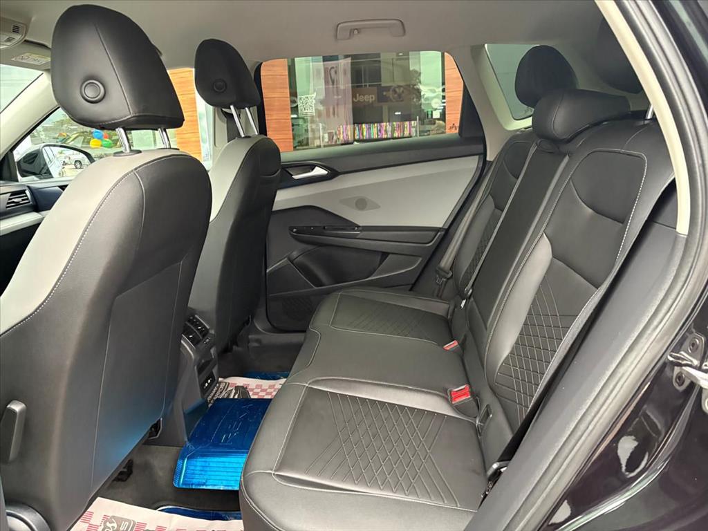 VW - Volkswagen-TAOS-1.4 250 TSI TOTAL FLEX COMFORTLINE AUTOMÁTICO