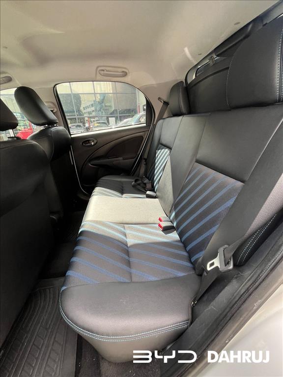 ETIOS 1.5 XS 16V FLEX 4P MANUAL8