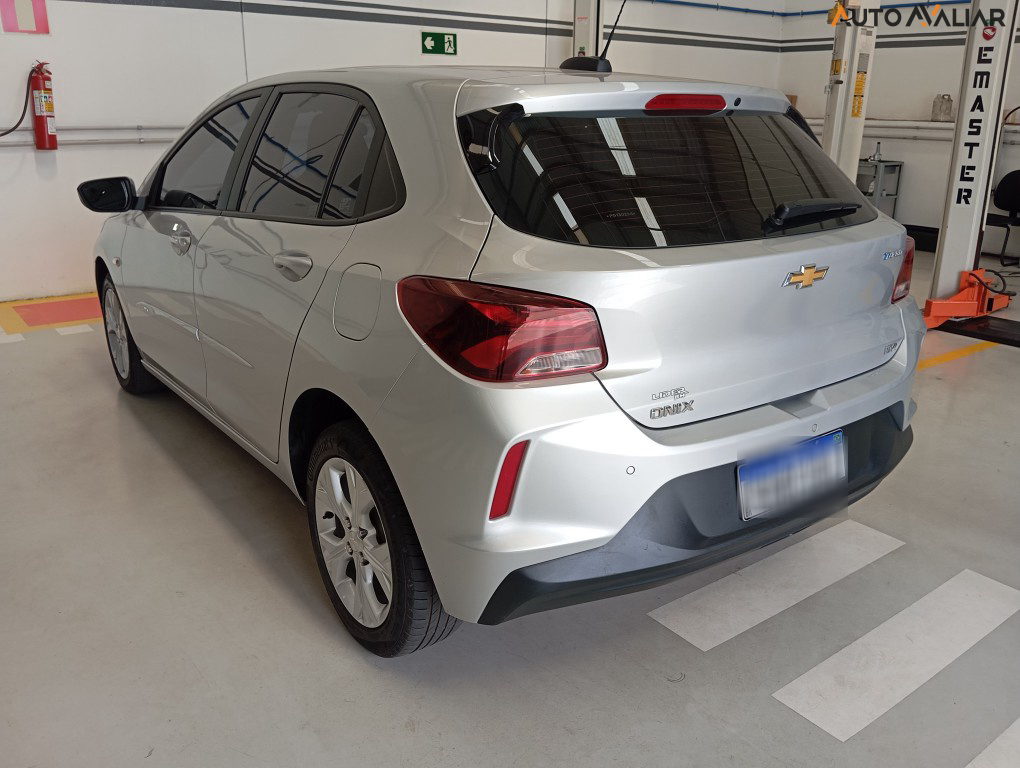 ONIX 1.0 TURBO FLEX LTZ MANUAL