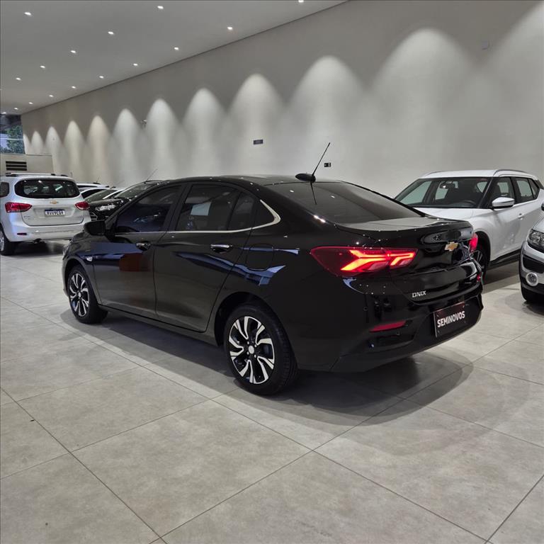 ONIX PLUS 1.0 TURBO FLEX PREMIER AUTOMÁTICO5