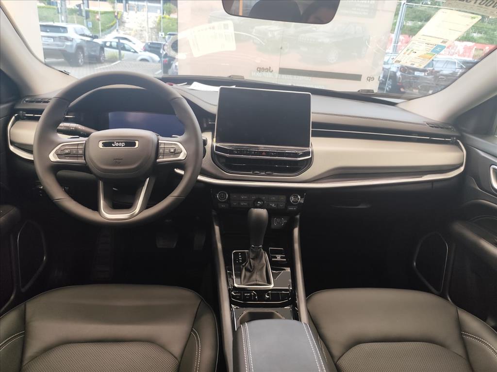 COMPASS 1.3 T270 TURBO FLEX LONGITUDE AT64