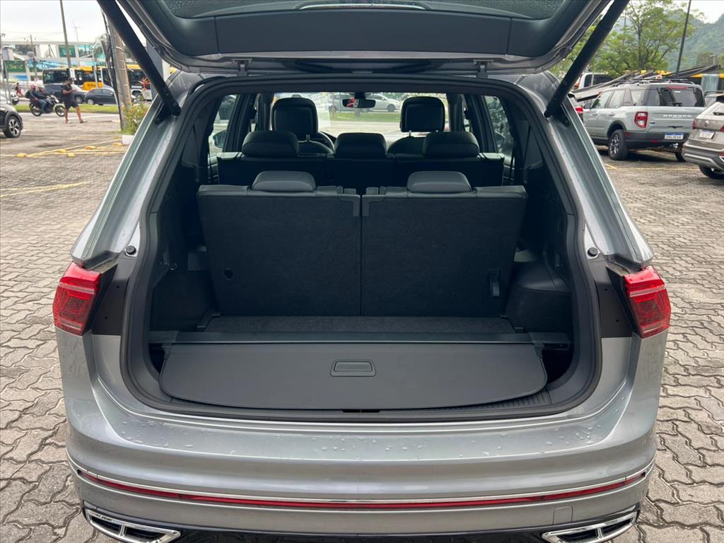 TIGUAN 2.0 300 TSI GASOLINA ALLSPACE R-LINE AUTOMÁTICO6