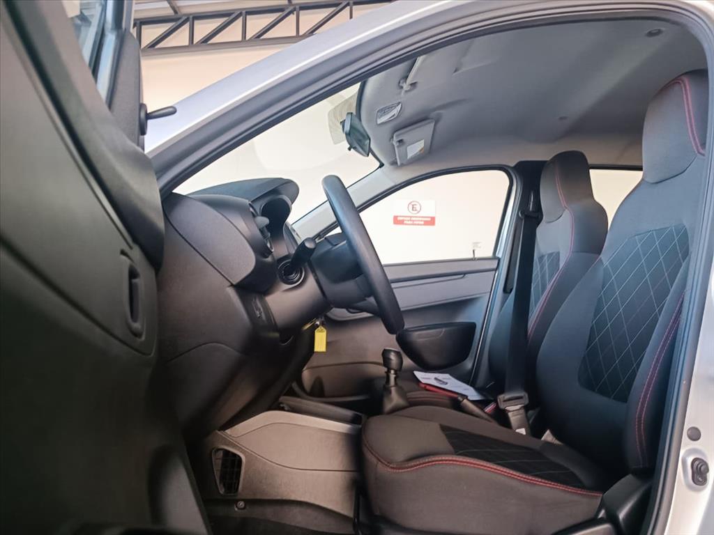 KWID 1.0 12V SCE FLEX ZEN MANUAL4