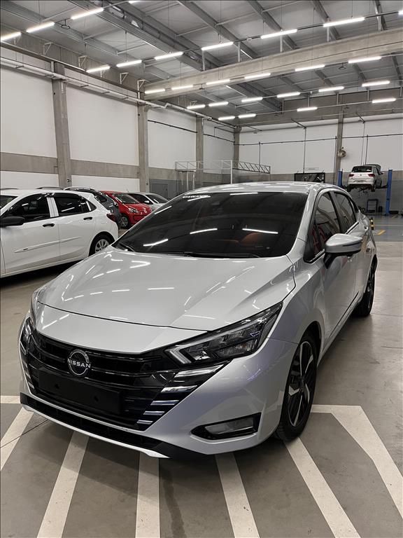 VERSA 1.6 16V FLEX EXCLUSIVE XTRONIC1