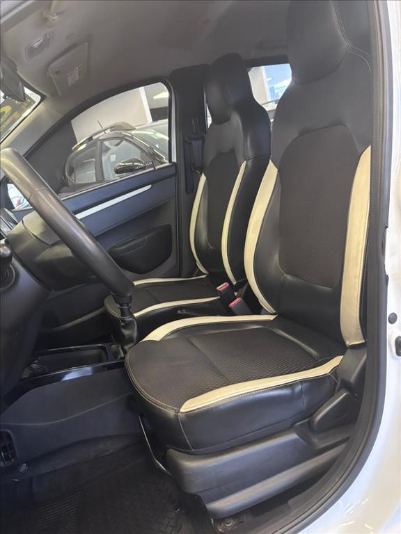 KWID 1.0 12V SCE FLEX INTENSE MANUAL9