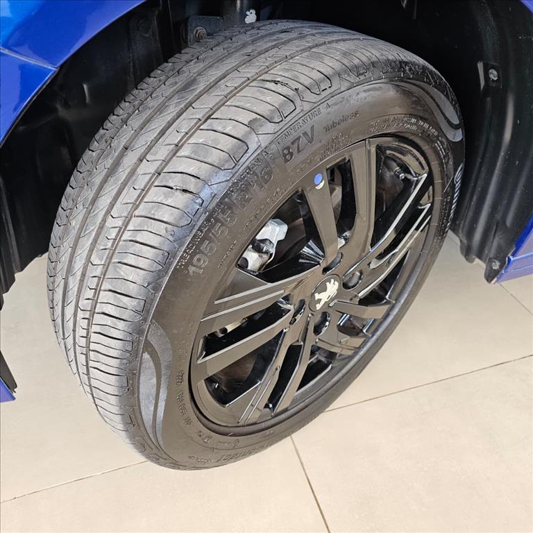 208 1.0 FIREFLY FLEX STYLE MANUAL12