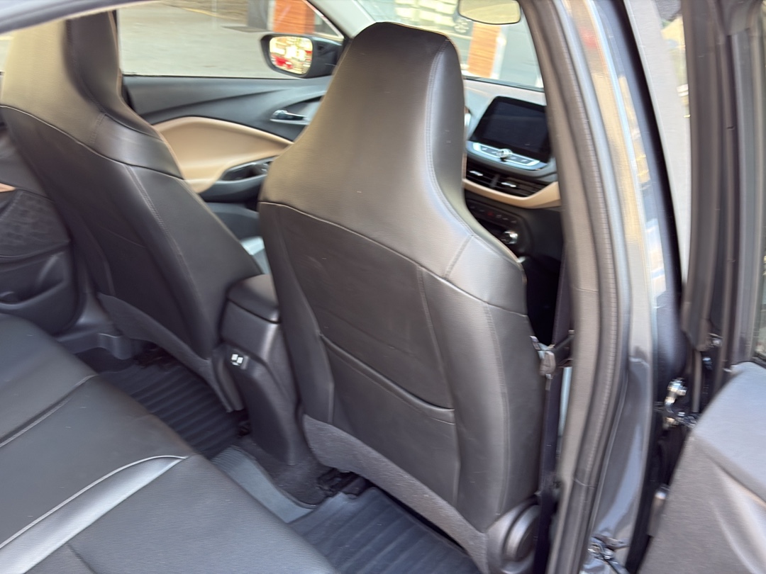 ONIX PLUS 1.0 TURBO FLEX PREMIER AUTOMÁTICO6