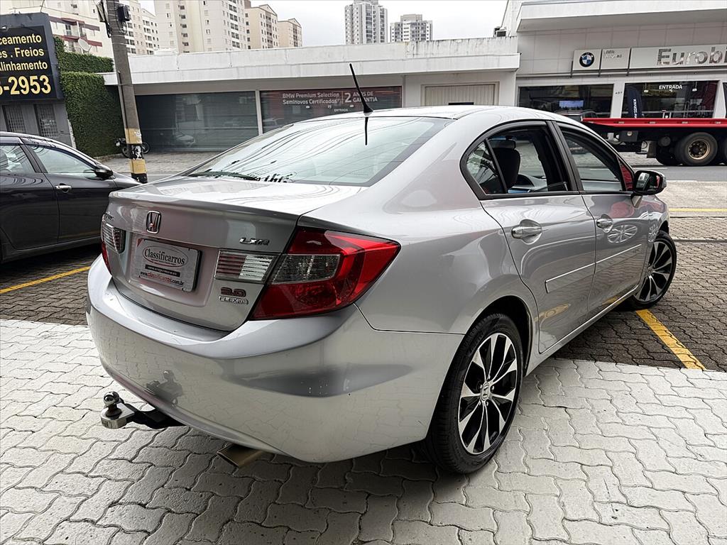 Honda Civic - 2.0 LXR 16V FLEX 4P AUTOMÁTICO