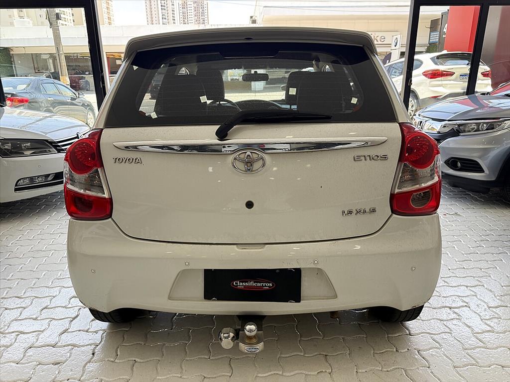 Toyota Etios - 1.5 XLS 16V FLEX 4P MANUAL