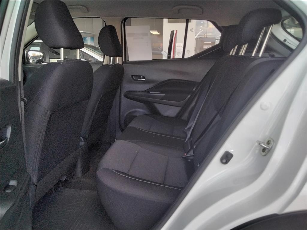 KICKS PLAY 1.6 16V FLEXSTART SENSE XTRONIC